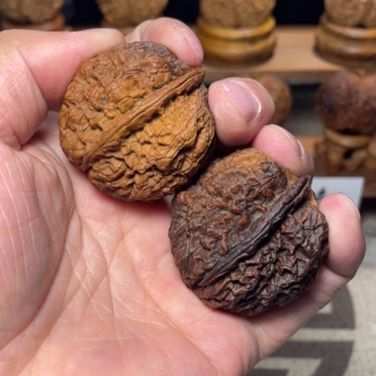 文玩核桃吊坠y金刚佛手41