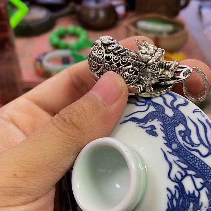 瓷片哈哈哈哈哈哈哈哈哈哈哈