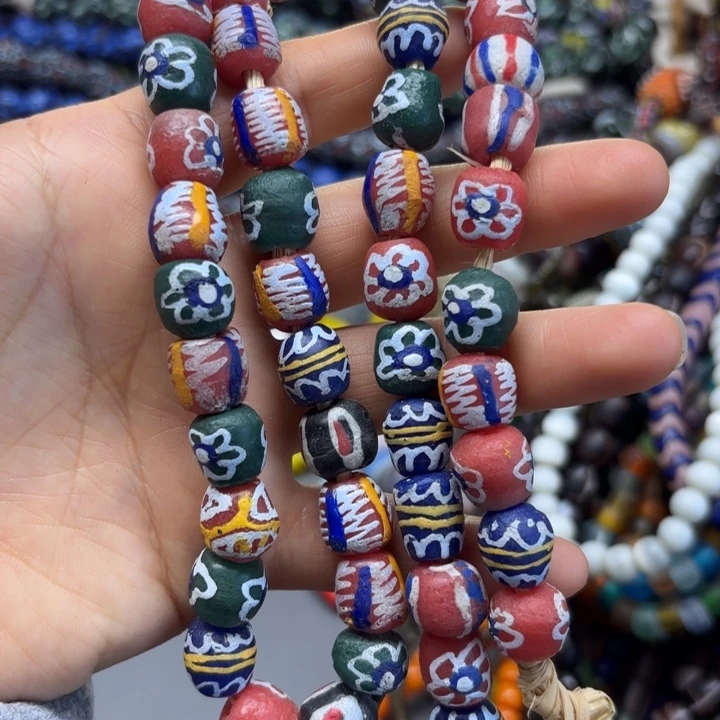 玻璃颈饰琉璃琉璃