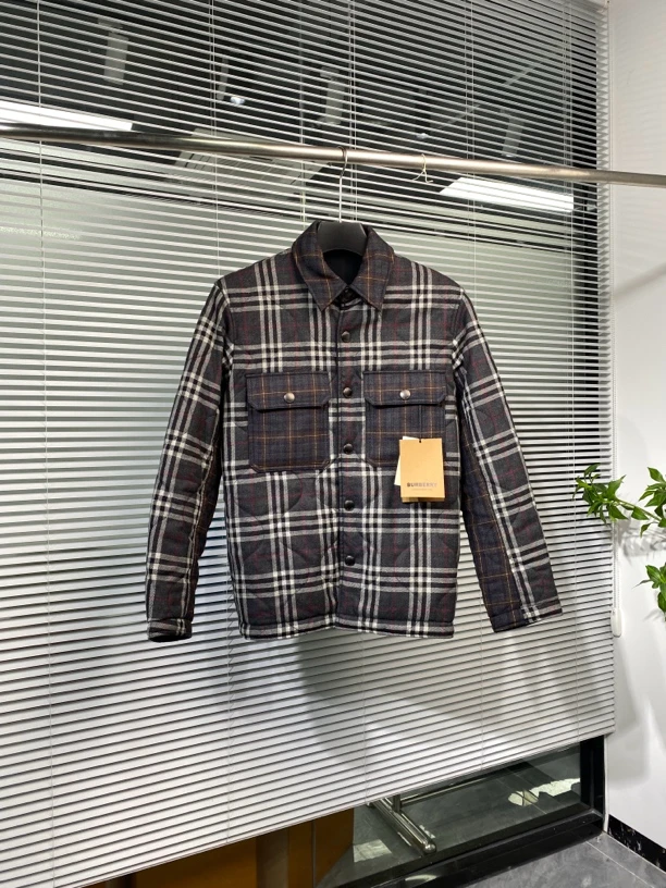 99新 BURBERRY/博柏利 双面穿棉服 格纹夹克 羊毛 XS码 aw1851