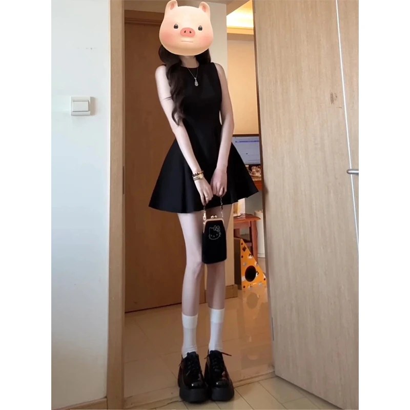 法式黑色无袖连衣裙女2025新款夏季绝美修身a字小个子黑裙短裙子