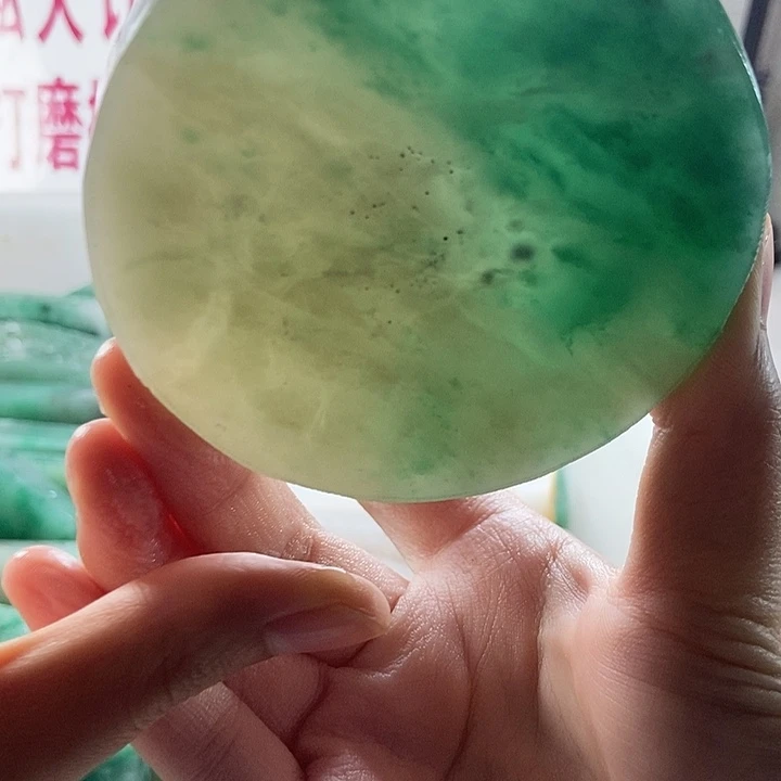 邓***元定制石英质玉（非洲翠）