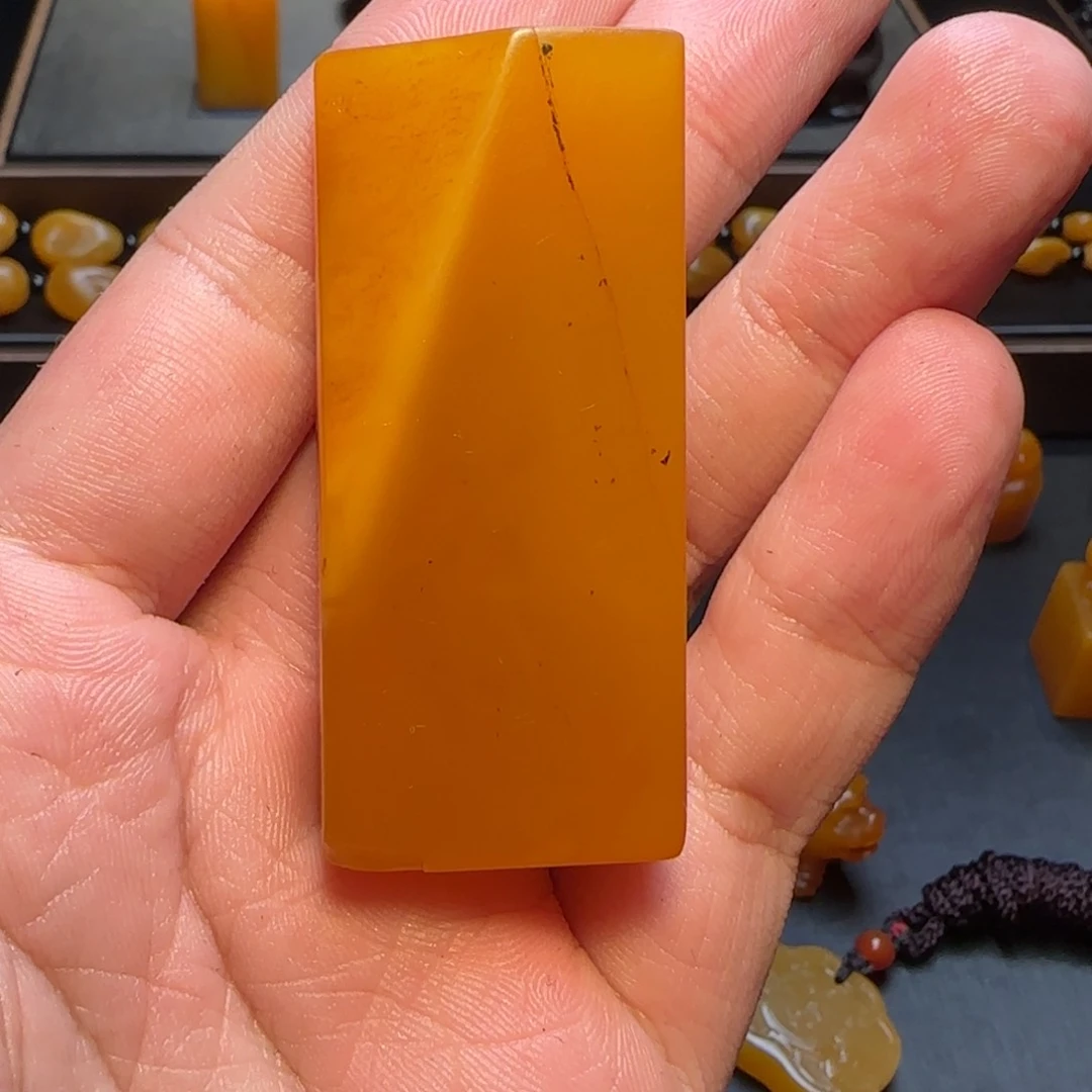 田黄石道****常寿山田黄石