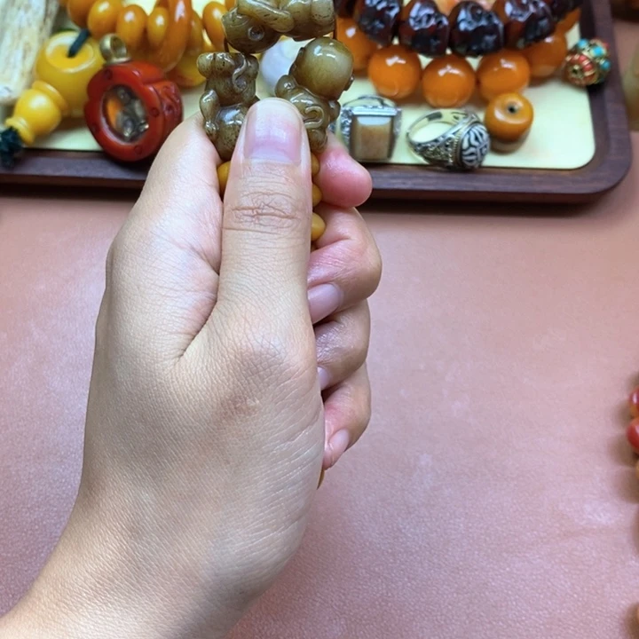 金****驼骨吊坠驼骨吊坠