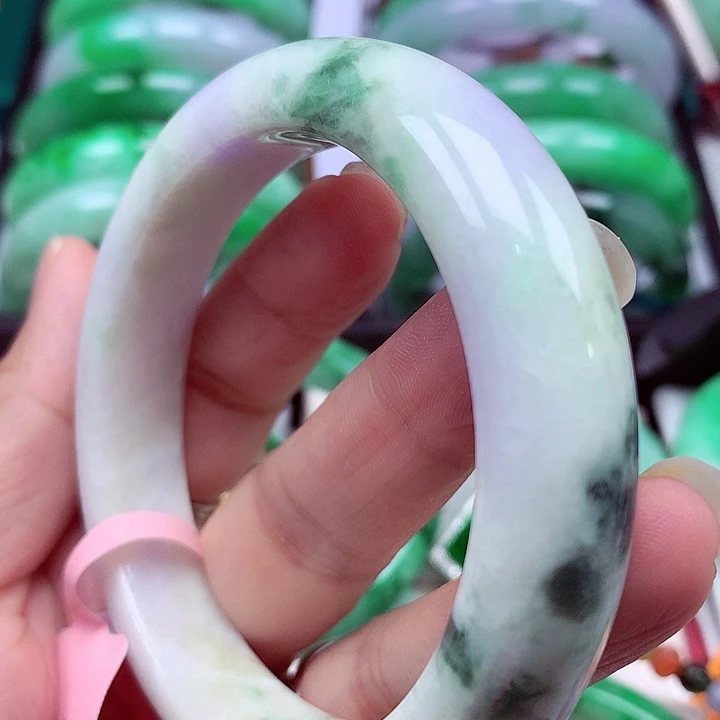 翡翠未镶嵌手镯翡翠