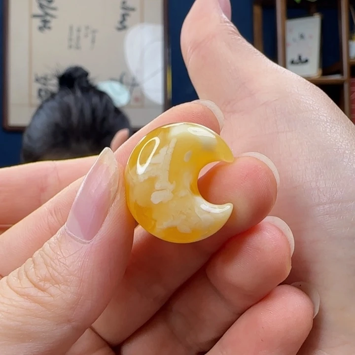 未镶嵌吊坠(不含链)蜜蜡十****么