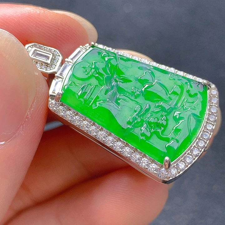 翡翠未镶嵌颈饰翡翠