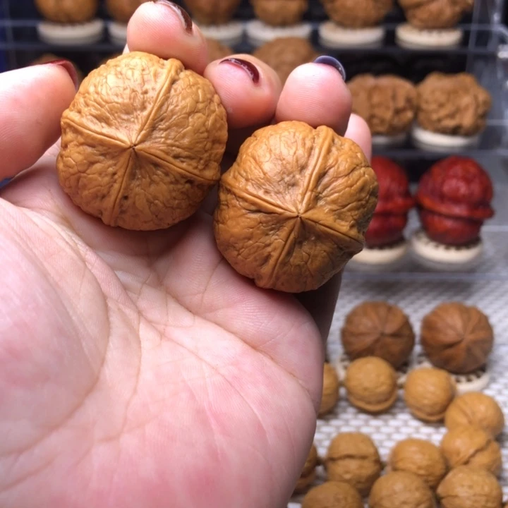 文玩核桃把件60玲珑骰子