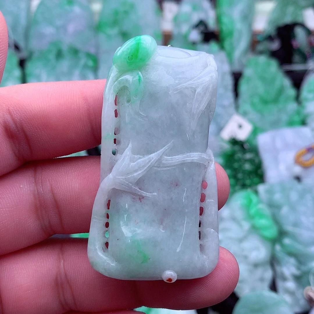 翡翠未镶嵌吊坠(不含链)
