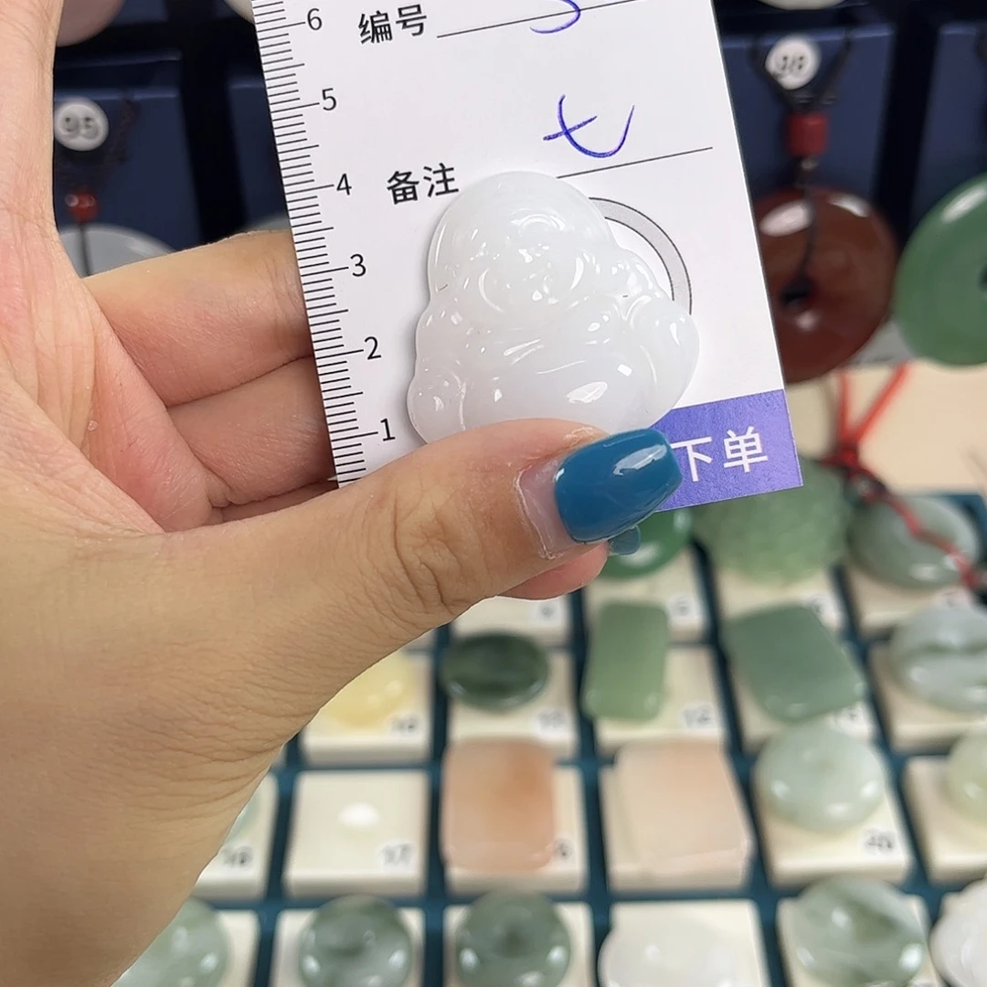 石英质玉（金丝玉）佛未镶嵌