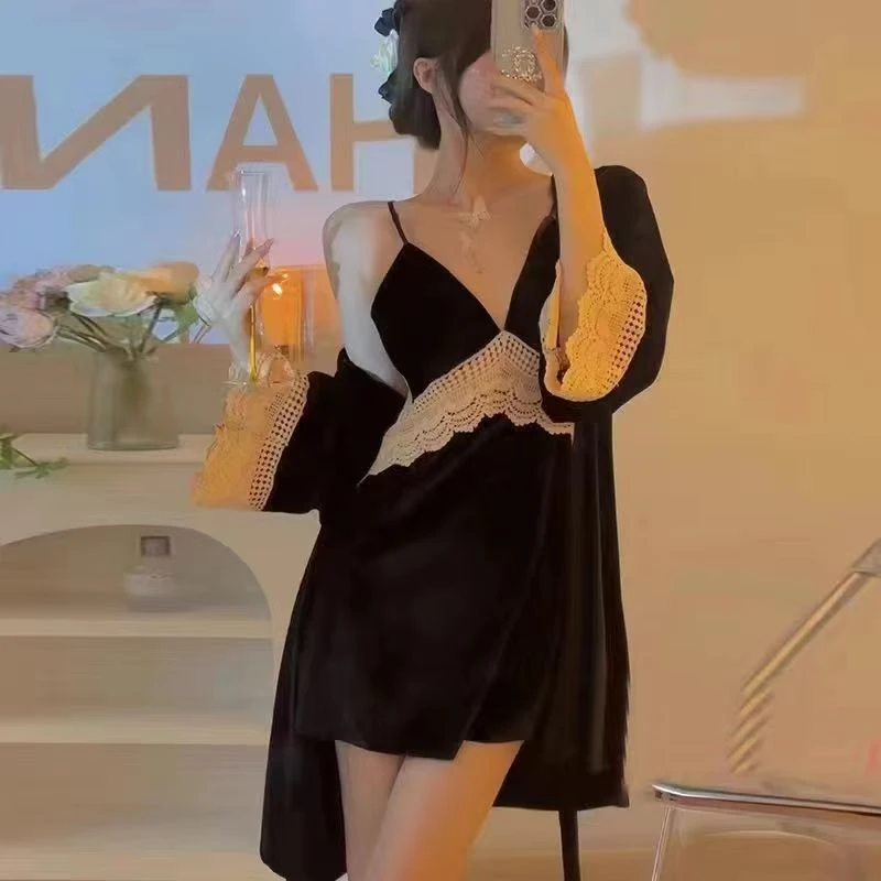 岩岩家838新款性感睡衣女秋冬金丝绒蕾丝吊带睡袍家居服