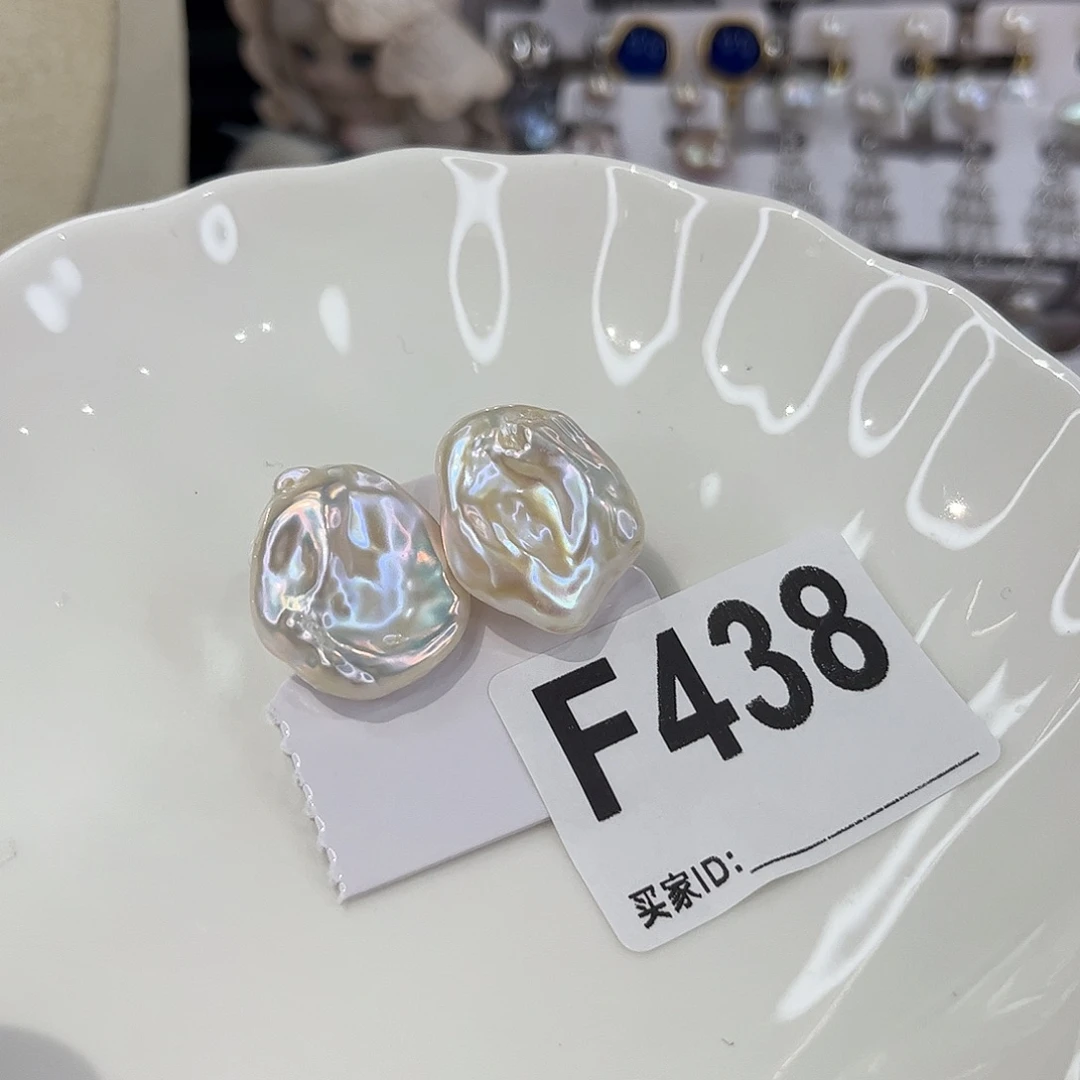 银S925镶嵌耳饰淡水珍珠
