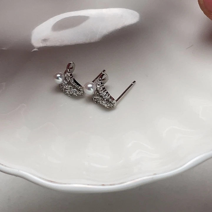 银S925镶嵌淡水珍珠耳饰