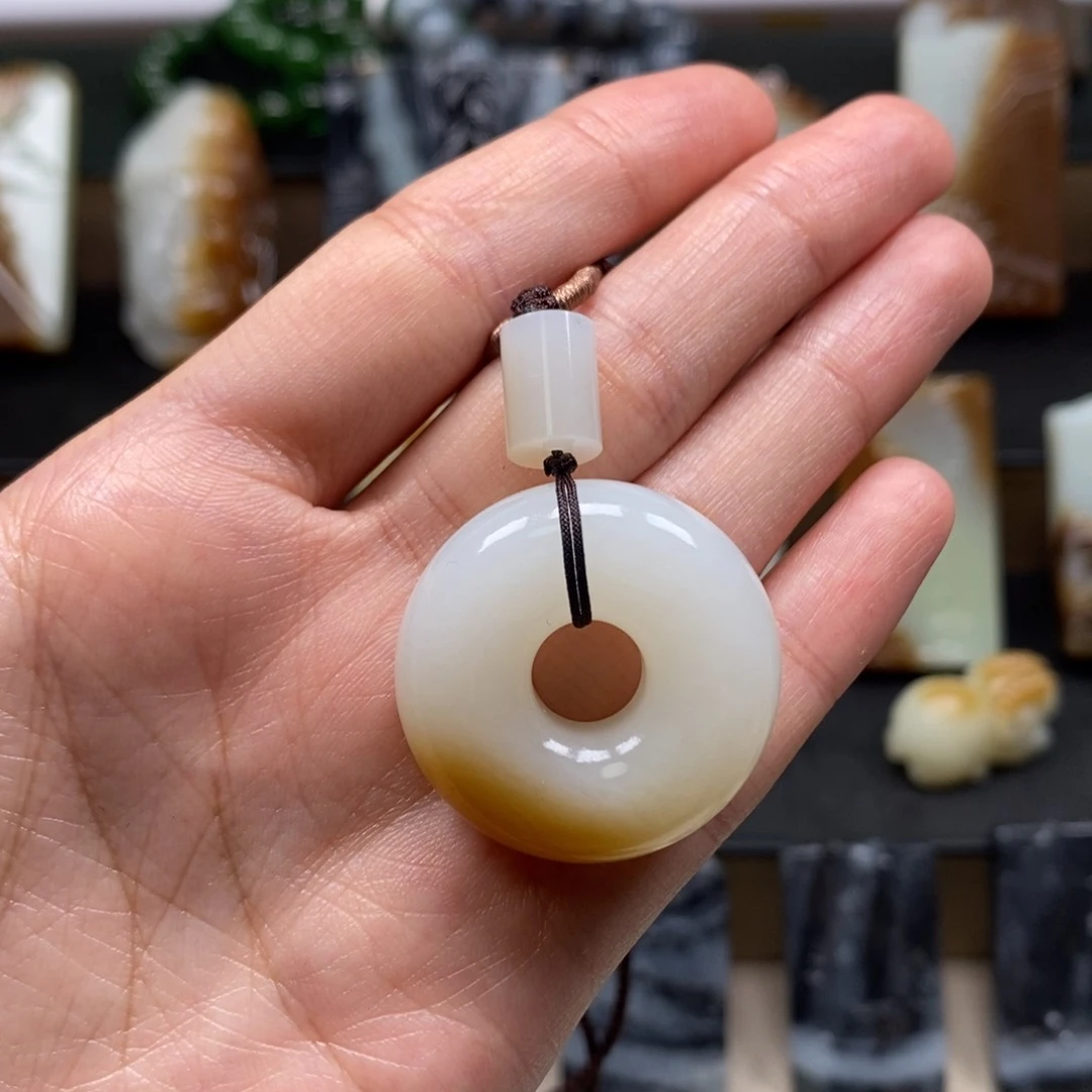 未镶嵌和田玉挂件