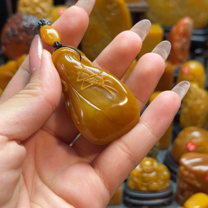 寿山石好**金14725836966