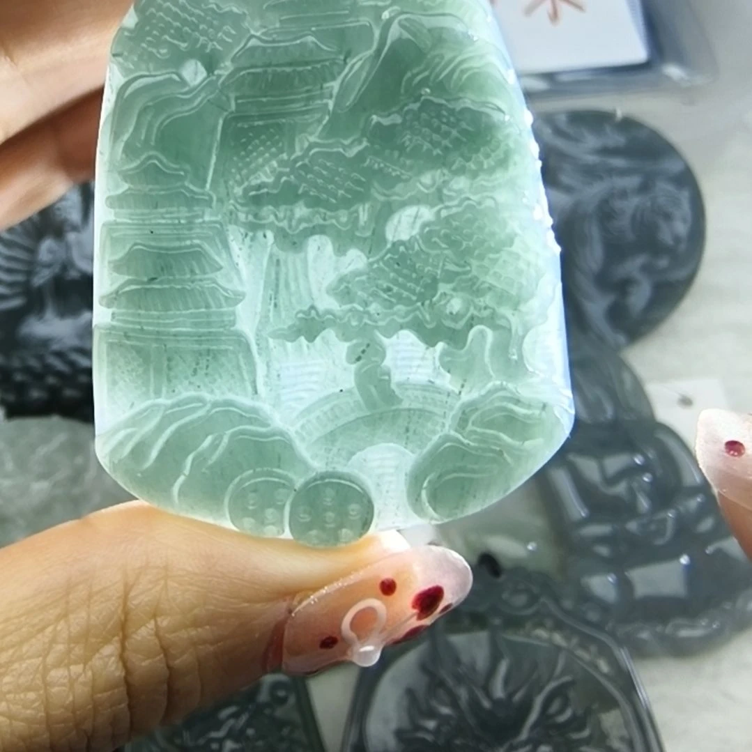 翡翠吊坠(不含链)未镶嵌