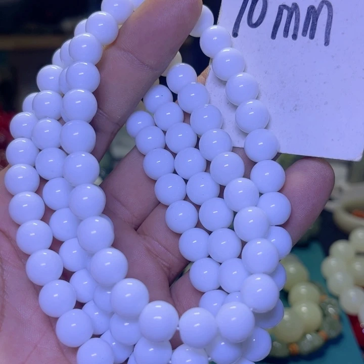 蛇纹石玉未镶嵌项链