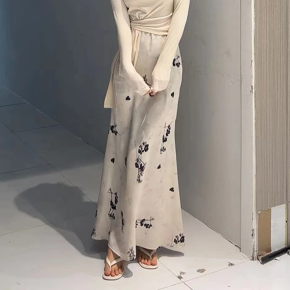 新款缎缎印花面料气质时尚半身裙松紧腰优雅鱼尾裙收腰百搭半裙女