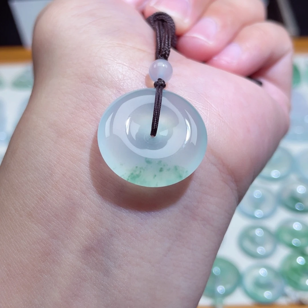 颈饰未镶嵌翡翠扣子