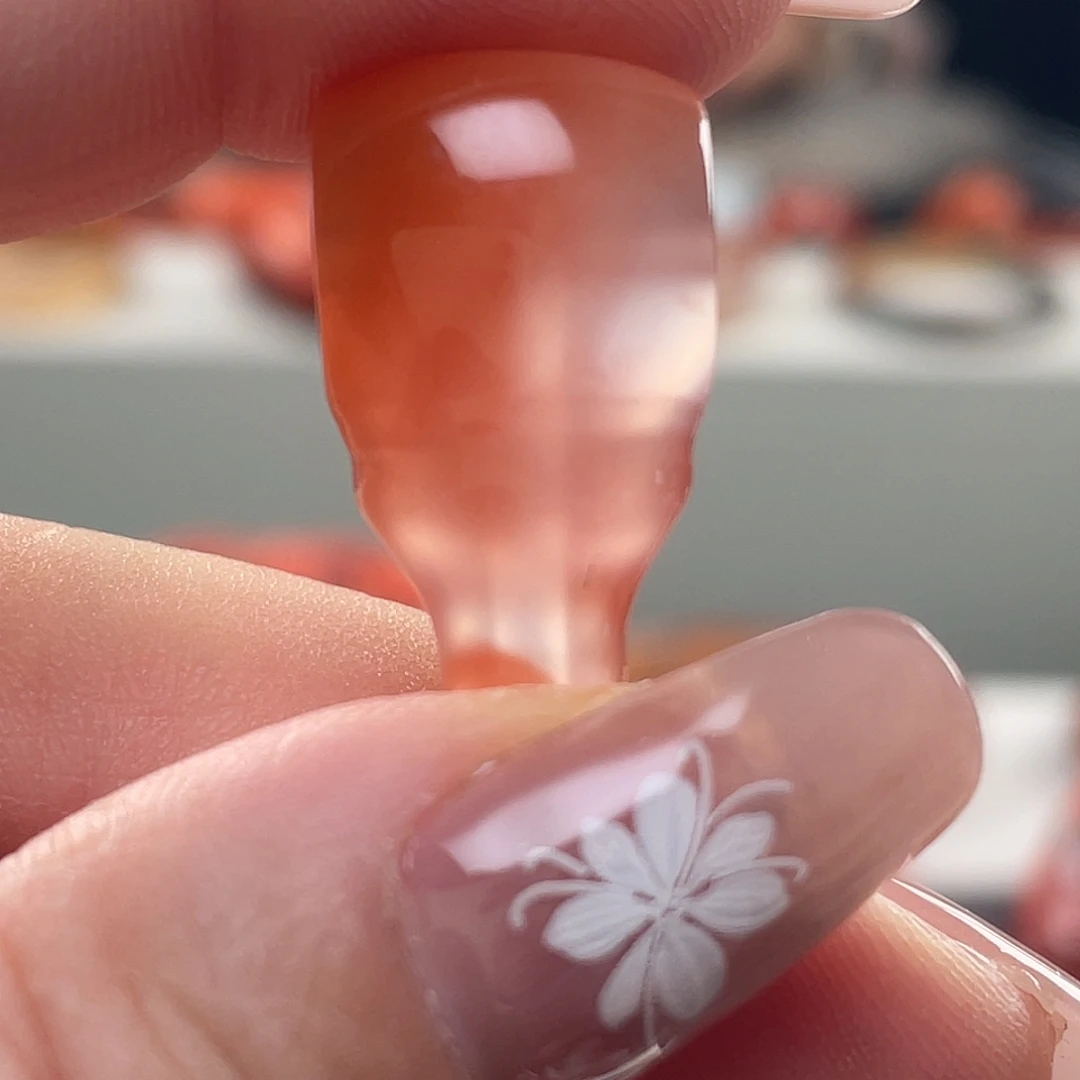 南红玛瑙未镶嵌颈饰