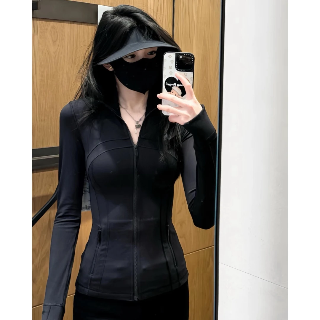 SANSIS  lllu 百搭单品 黑色修身外套