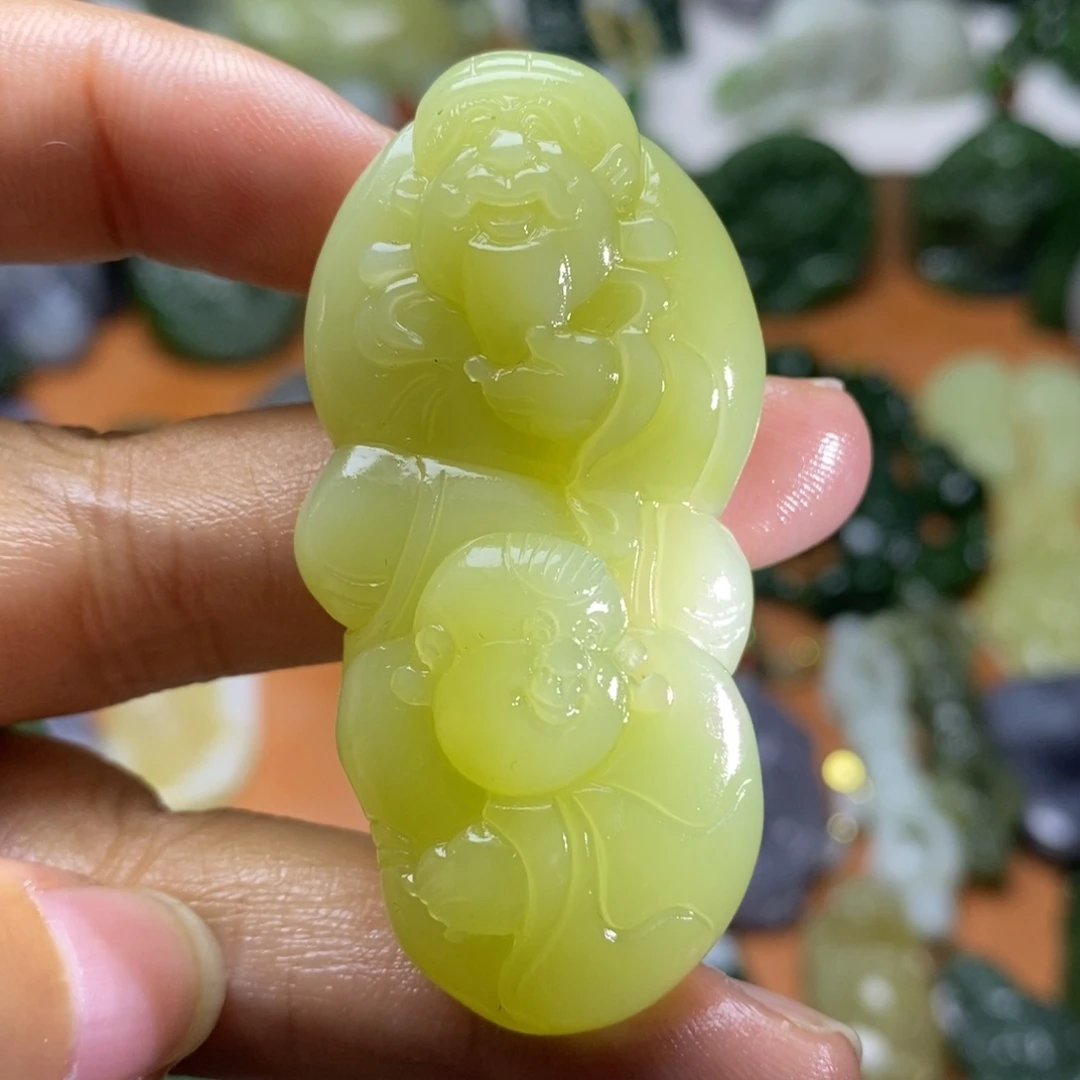 和田玉未镶嵌颈饰