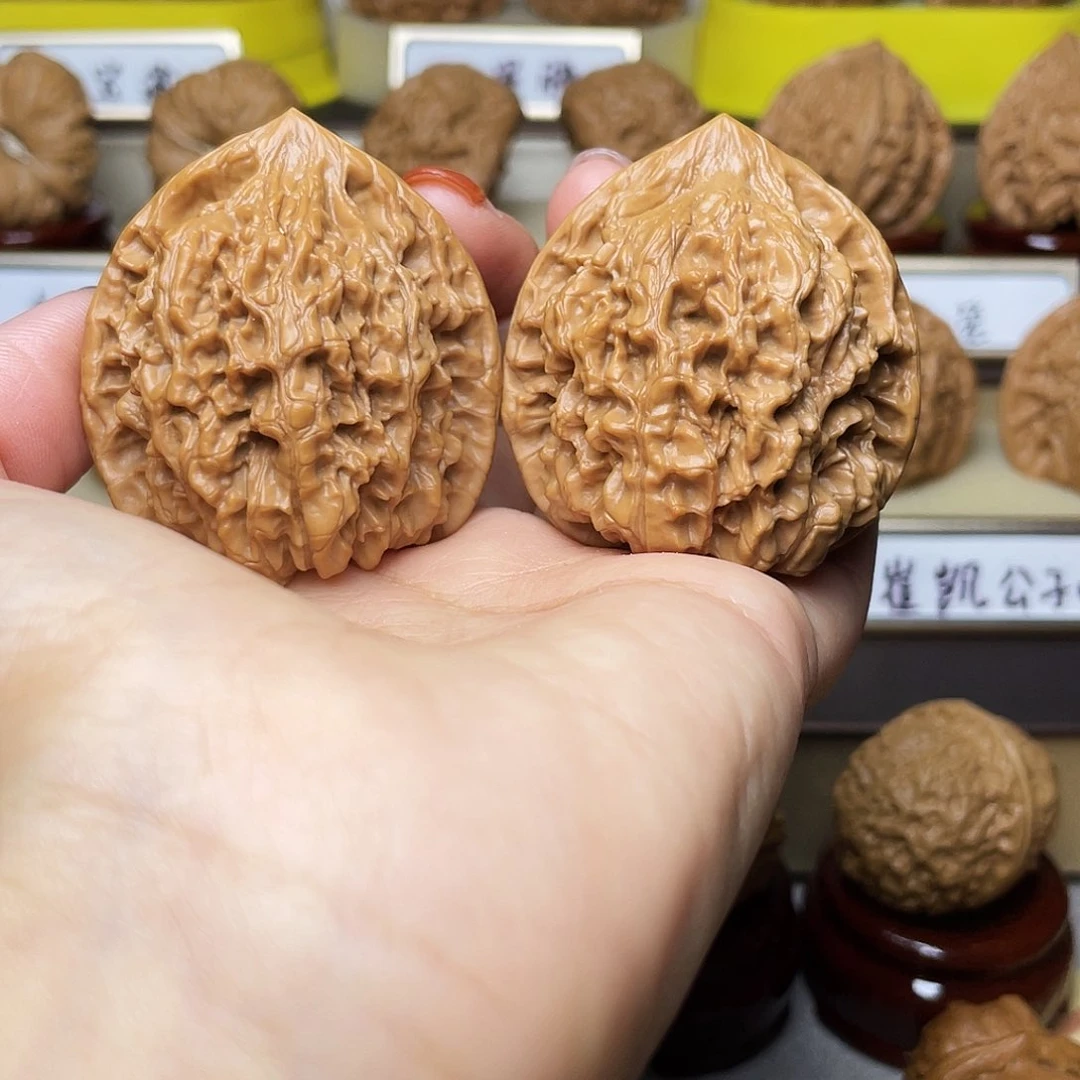 把件文玩核桃官帽44左右