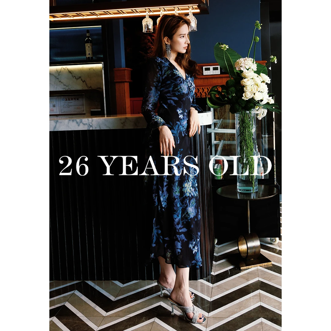 26YEARSOLD【梦蝶】不规则荷叶边修围裹系带V领印花连衣裙3304