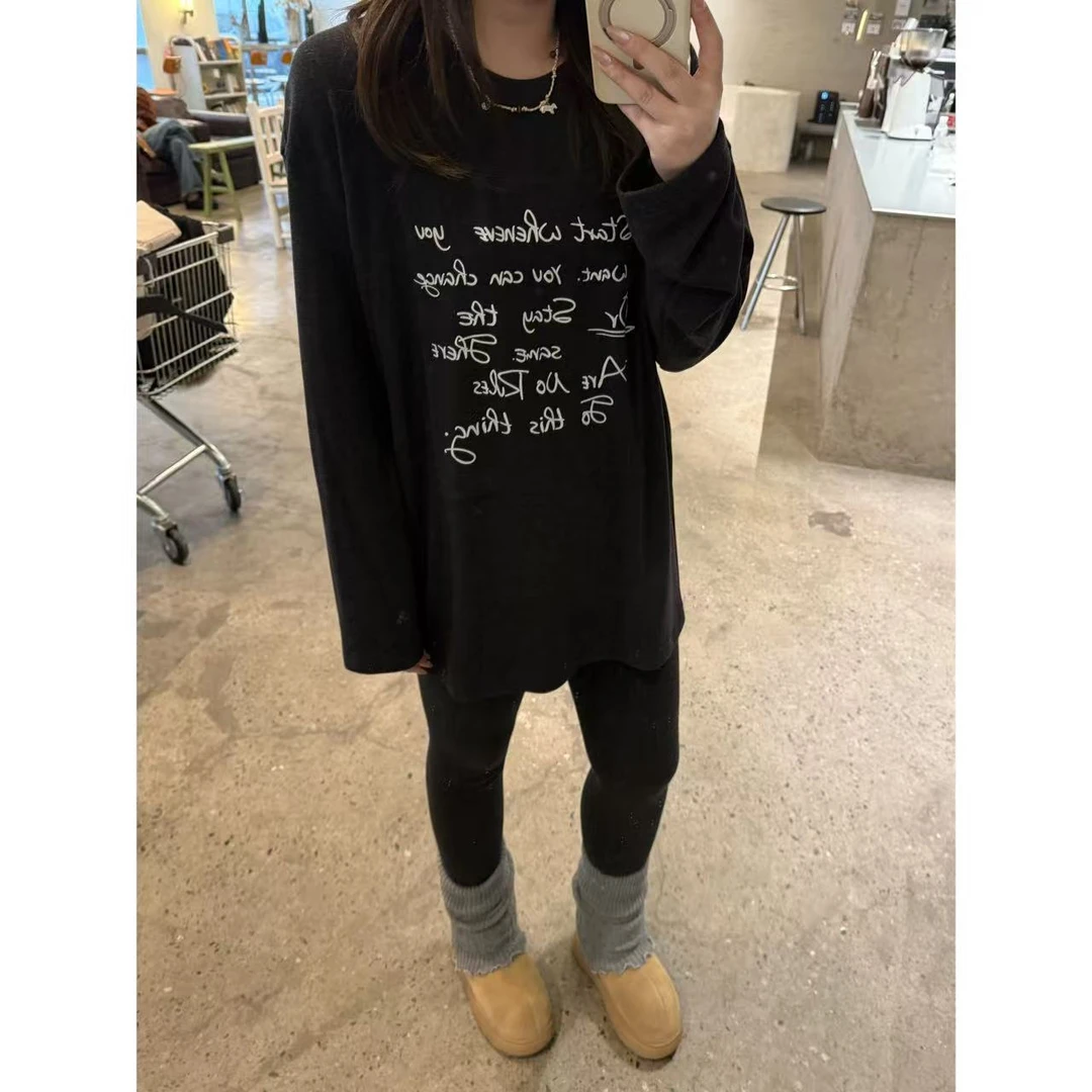 晶咕佳佳【独白笔记】立体层次英文字母绒感大版T恤长袖宽松圆领
