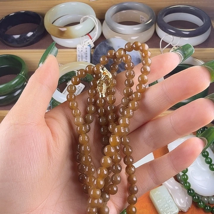 和田玉（糖玉）未镶嵌手链