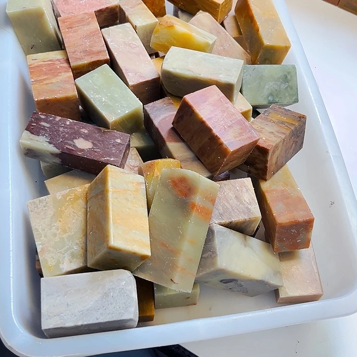 青田石印石柳*堂晚上给大家