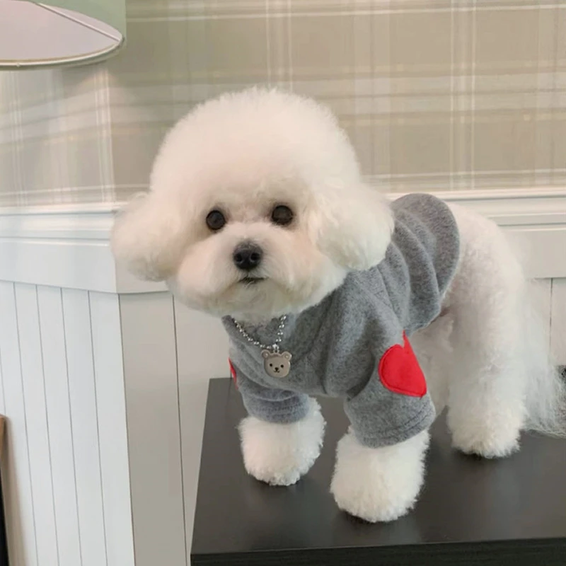 狗狗秋季保暖衣服爱心卫衣泰迪博美马尔济斯宠物猫咪时尚秋冬打底