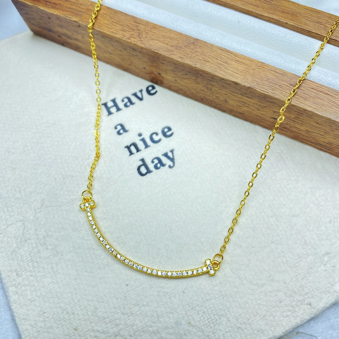 项链 W黄色微笑一体项链多样性发货46529