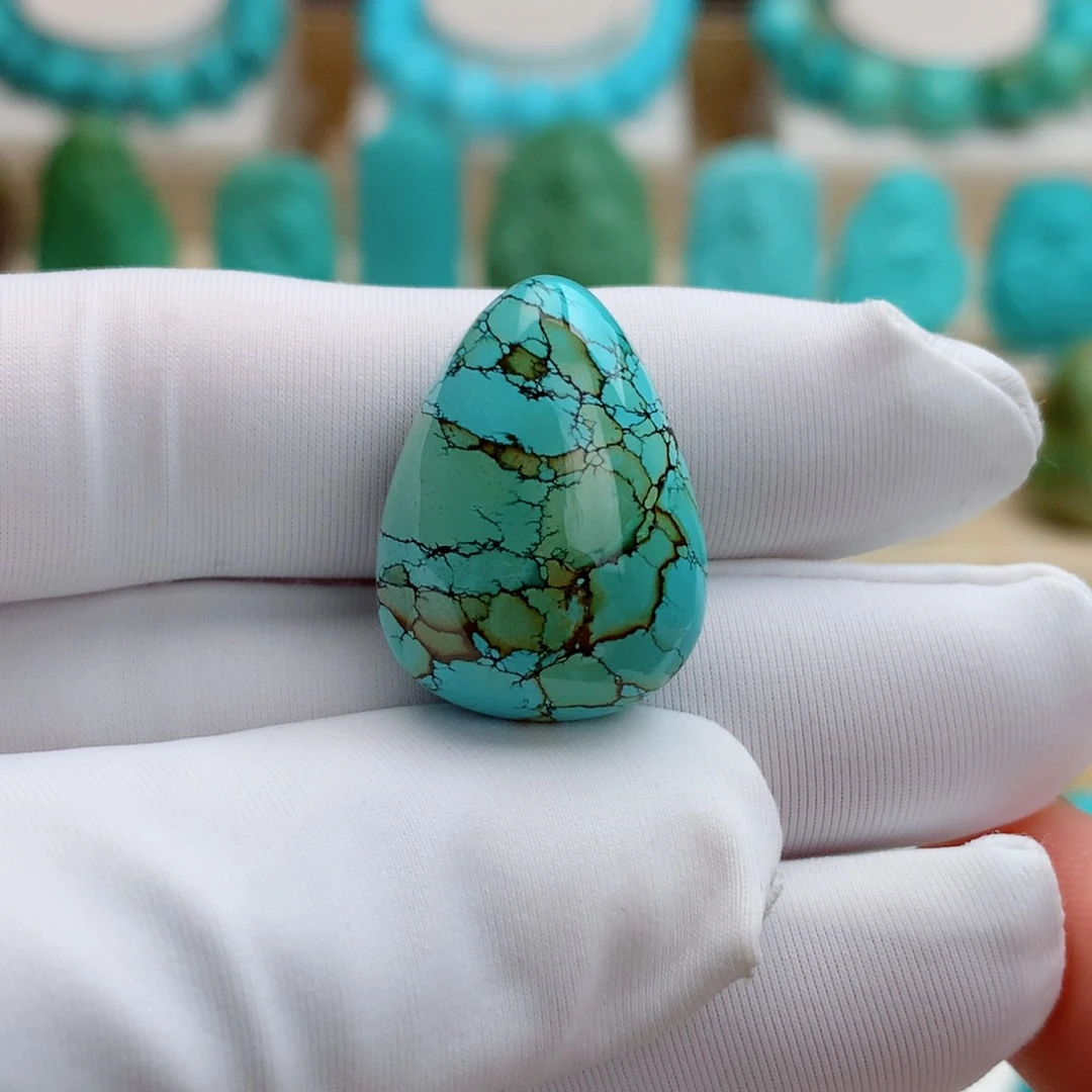 绿松石未镶嵌挂件