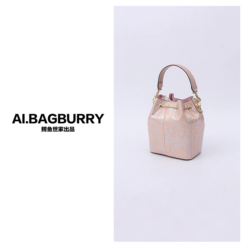 私订达人2025上新女士好物 蛇皮斜 跨包轻奢