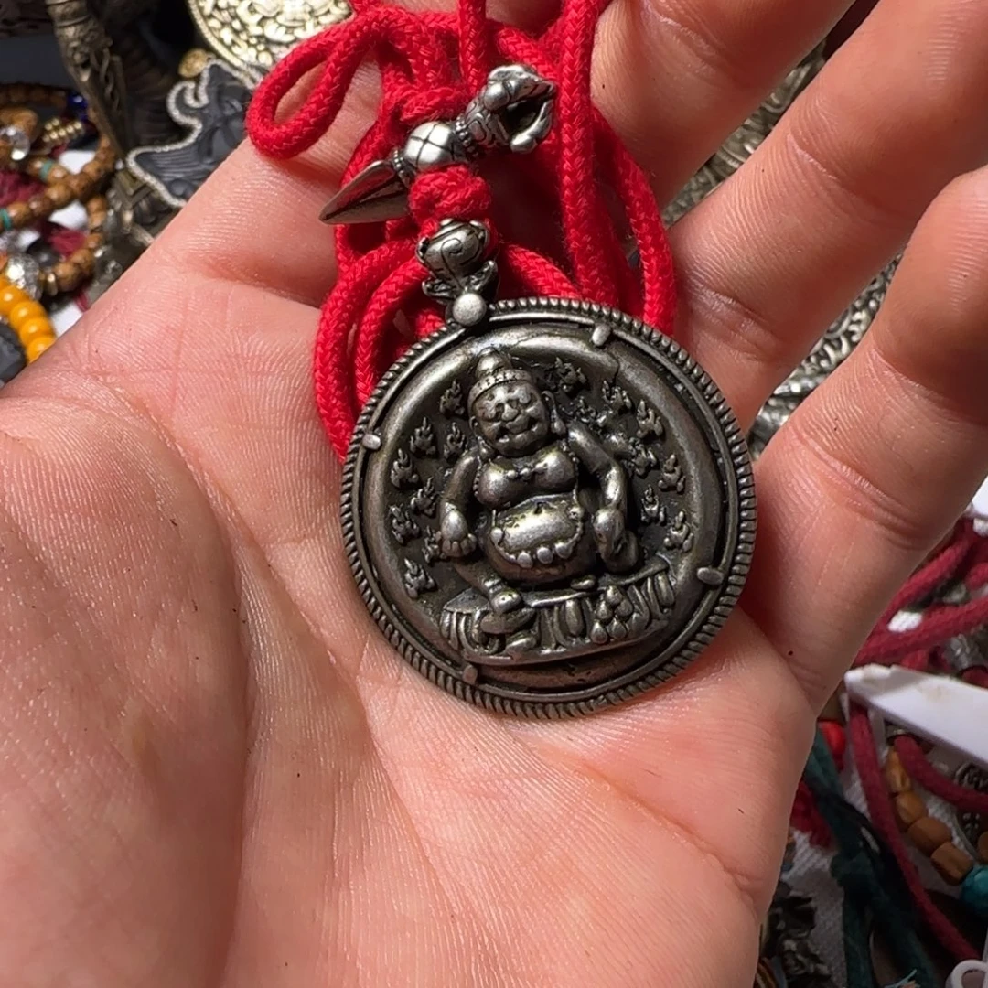 R***亓啊啊啊啊啊啊啊啊牌子