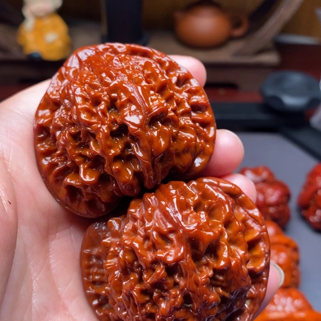 文玩核桃吊坠50官帽