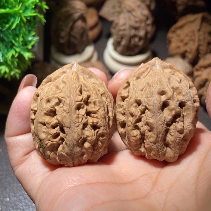 把件文玩核桃东北楸子小雪62