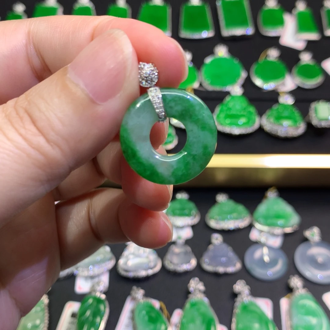 翡翠18K金镶嵌吊坠(不含链)