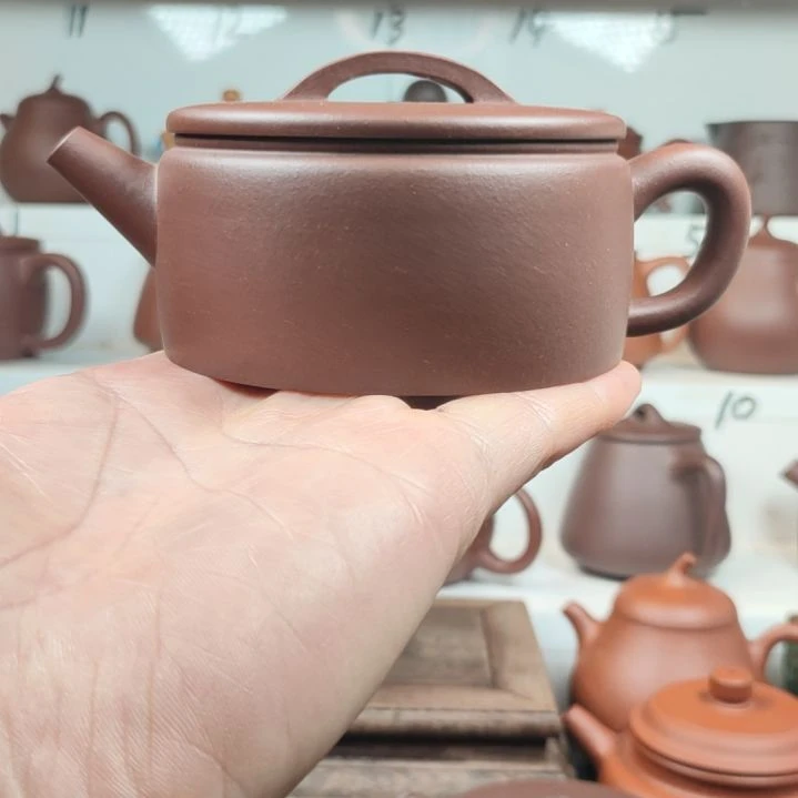 茶壶紫砂汉瓦紫泥170cc左右微瑕
