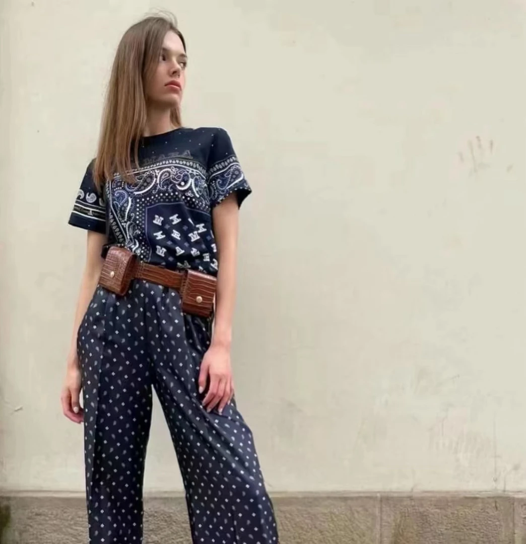 未使用 MaxMara oreste 女士深蓝色图腾印花短袖T恤