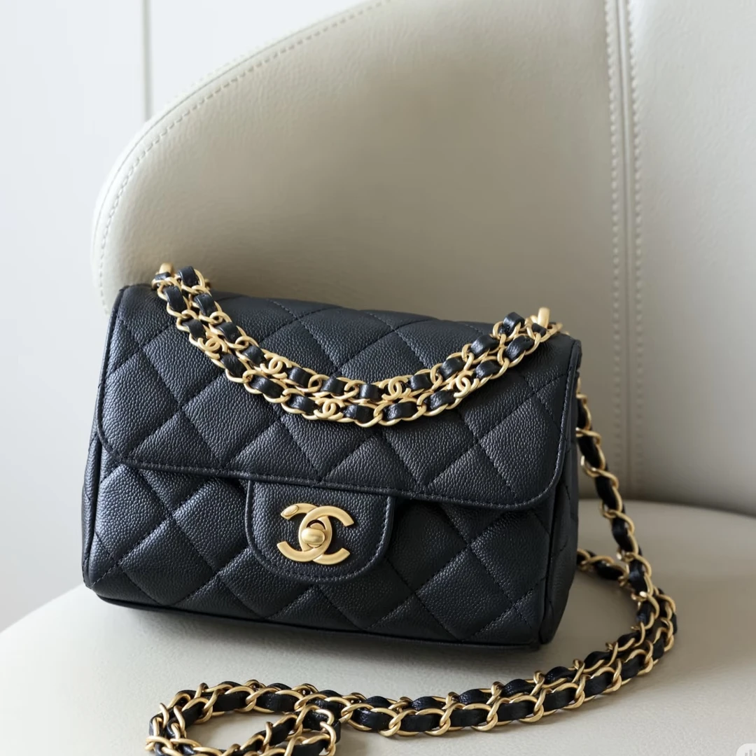 未使用 Chanel/香奈儿 青奢荟/香奈儿25P双链条小号斜挎包//71444