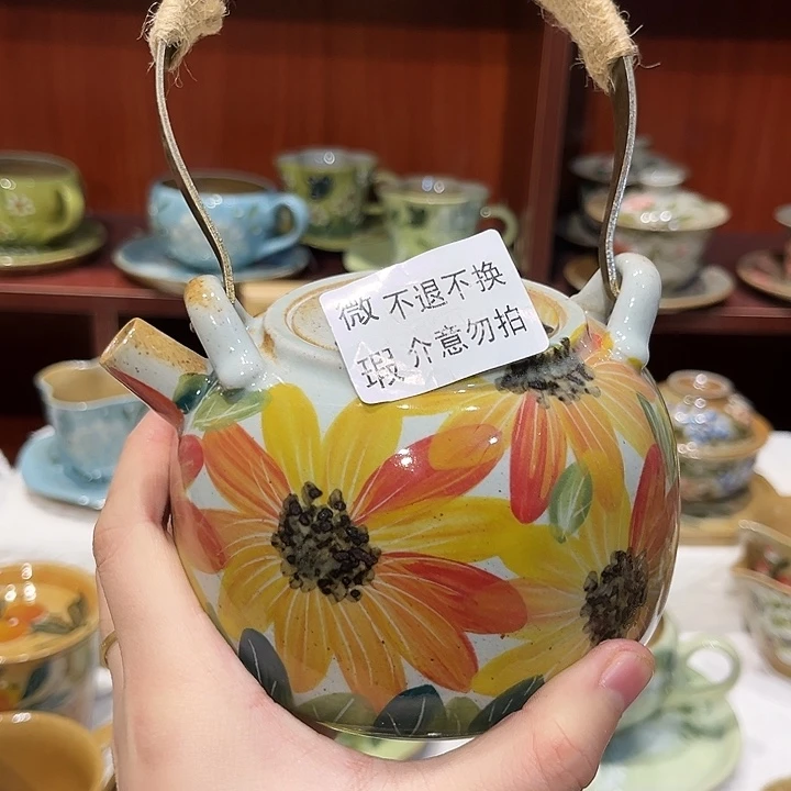 景德镇陶瓷学院的