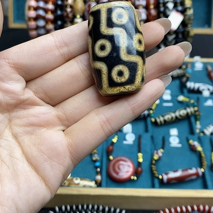 玛瑙/玉髓合金颈饰