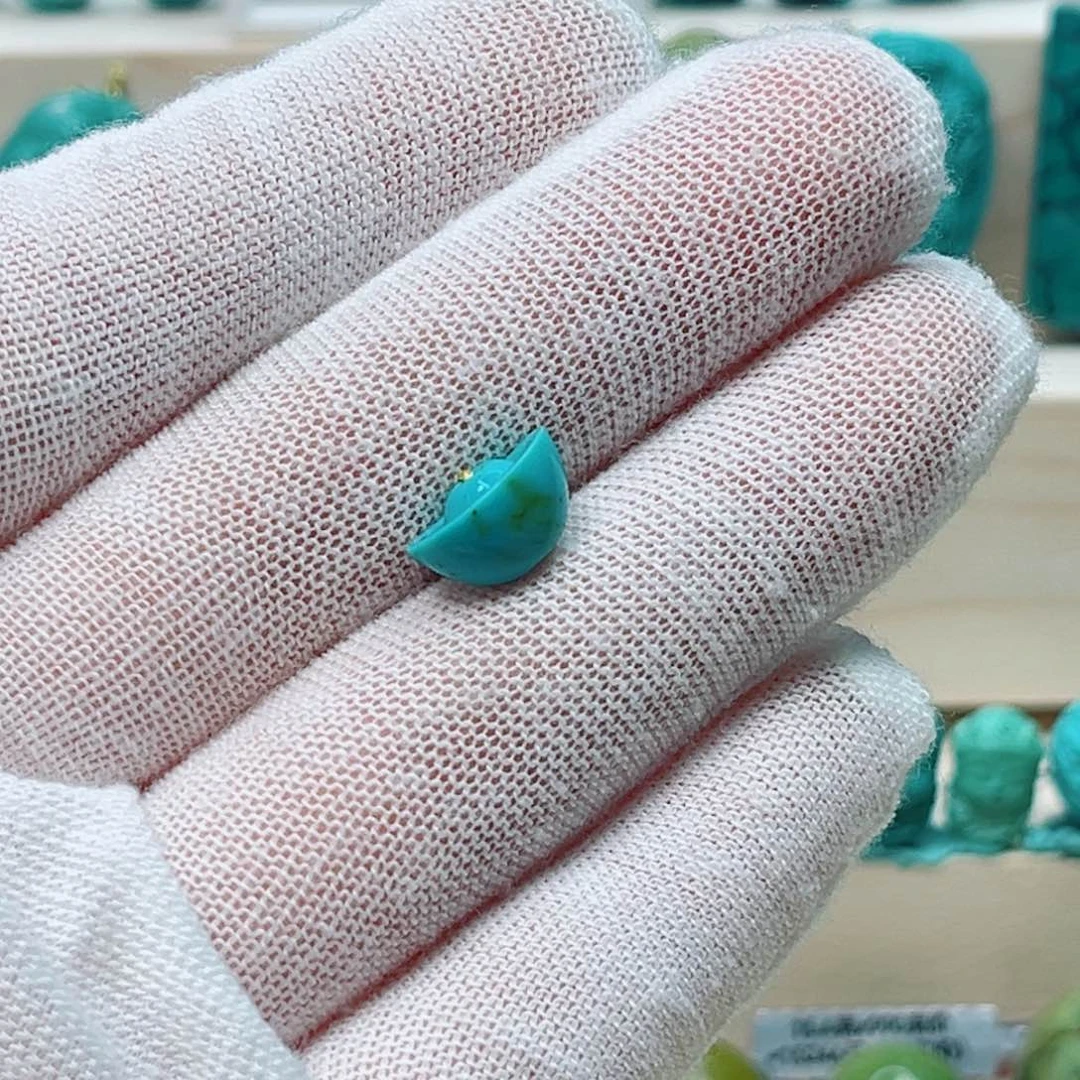 绿松石珠宝未镶嵌