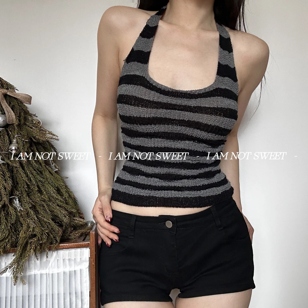 【花花不甜】小条纹 美式辣妹挂脖露背弹力上衣显瘦