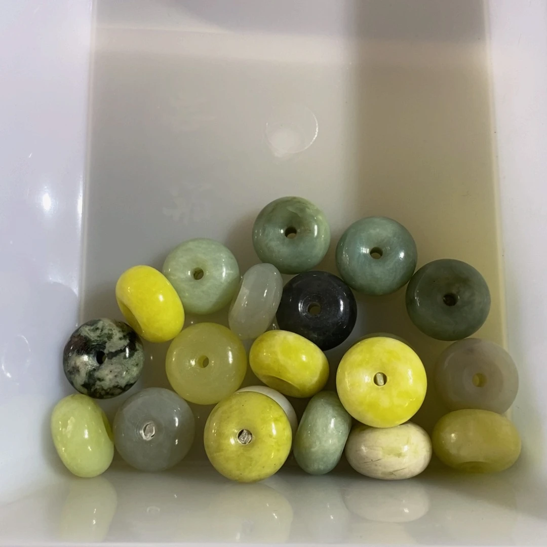 蛇纹石玉未镶嵌颈饰156