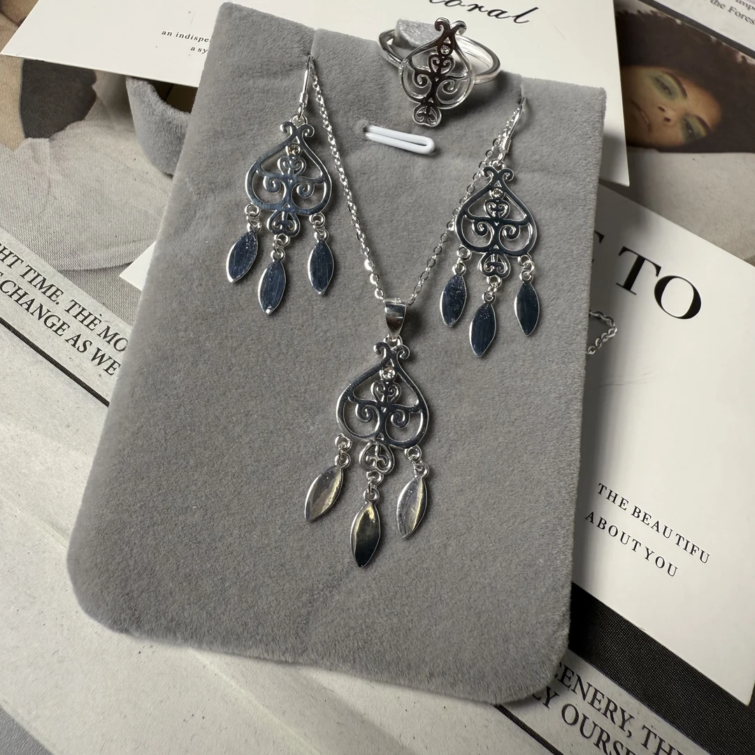 吊坠足银 纯银oyu流苏三件套