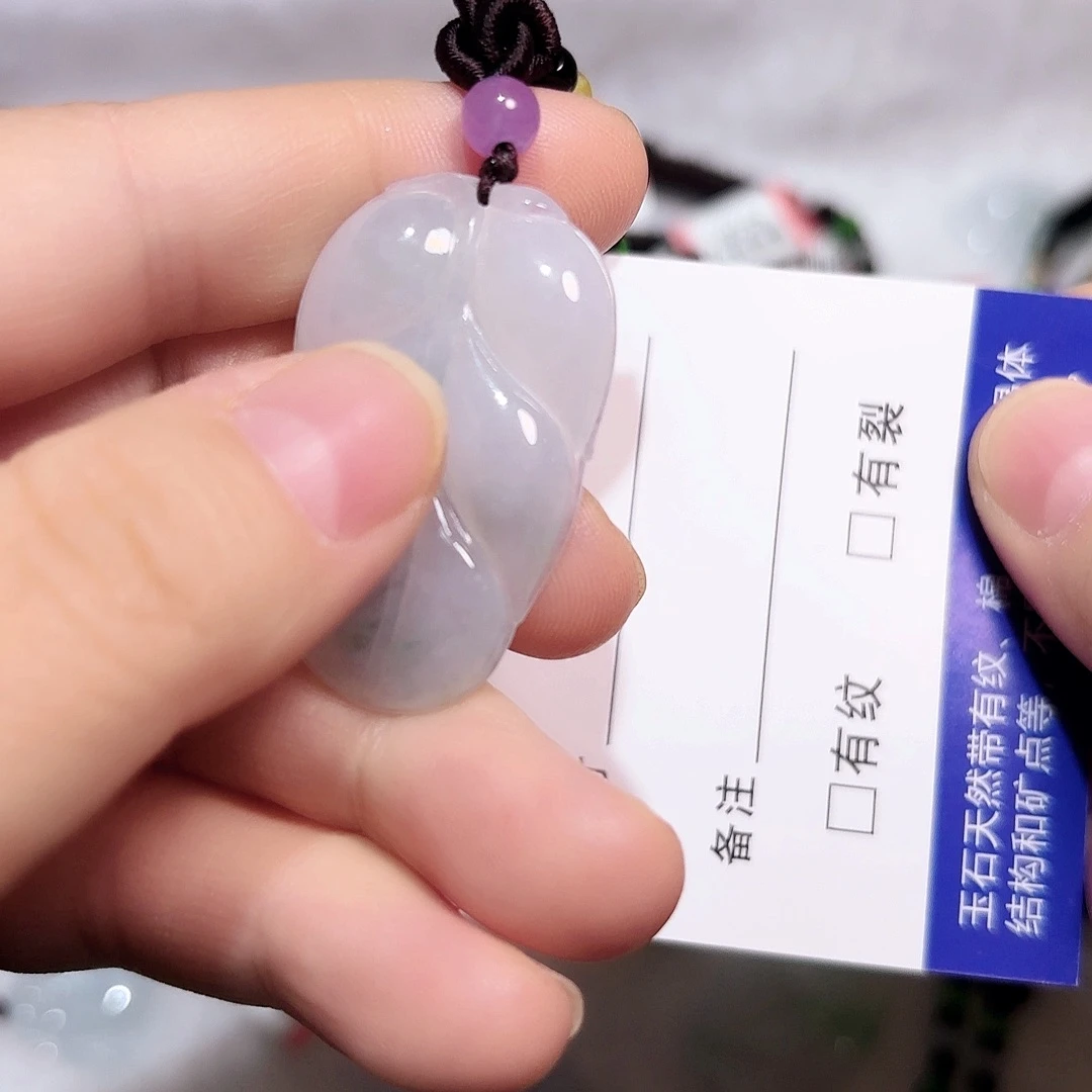 翡翠未镶嵌颈饰A货翡翠未镶嵌颈饰