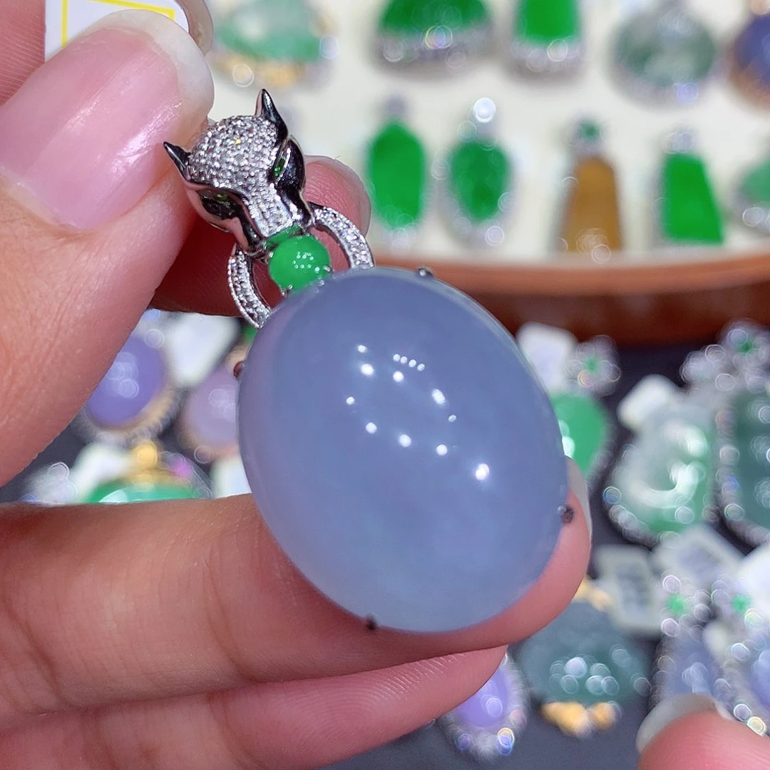 翡翠吊坠(不含链)18K金镶嵌